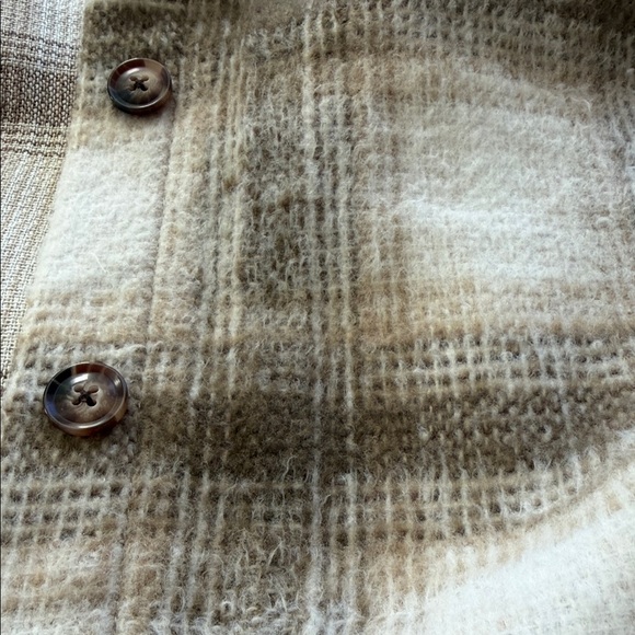 Plaid Button-Up Shacket - Picture 4 of 4